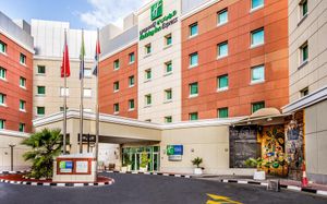holiday inn express internet city 2 *