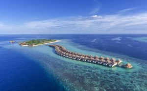 hurawalhi island resort