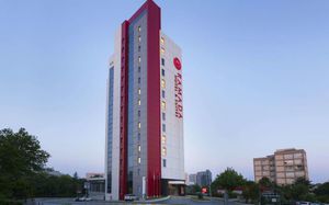 ramada istanbul atakoy 5*