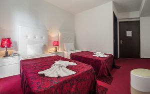 grand palace tbilisi 3*