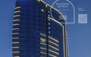 radisson blu dubai canal view 5*