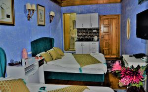 the trip hotel old city 3*
