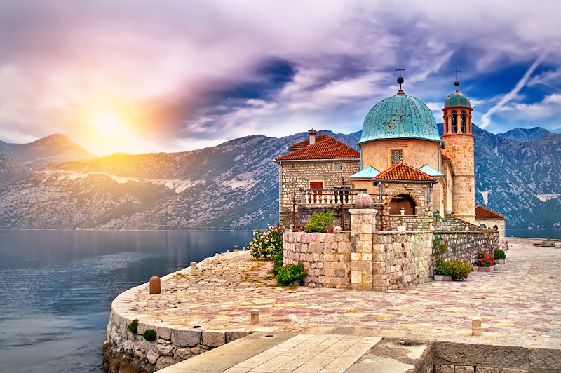 Черногория планирует открыть границы для туристов